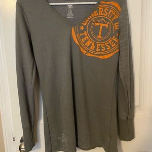 University of Tennessee v neck